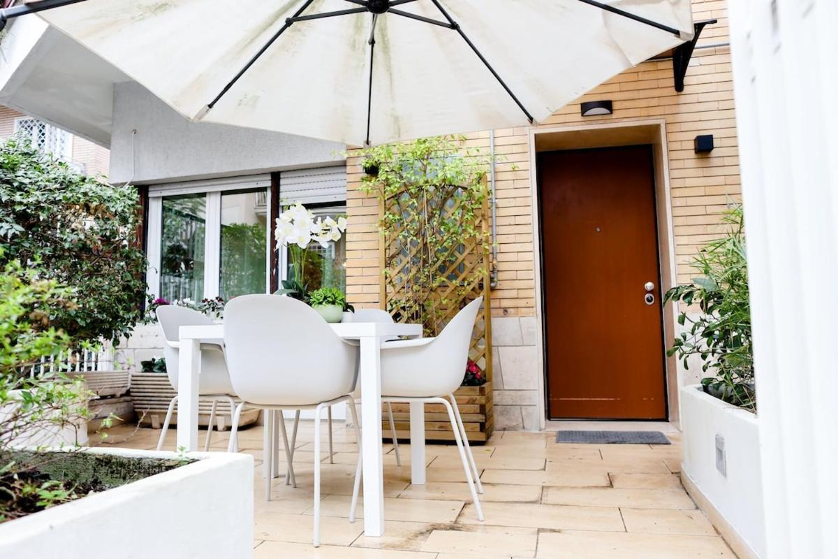 Cozy With Private Patio In Vatican Appiano Appartamento